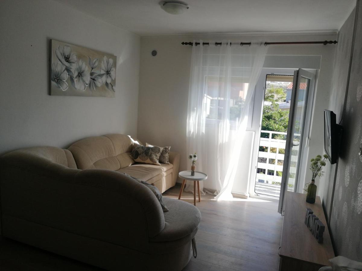 Apartments Lanterna Ražanac Екстериор снимка