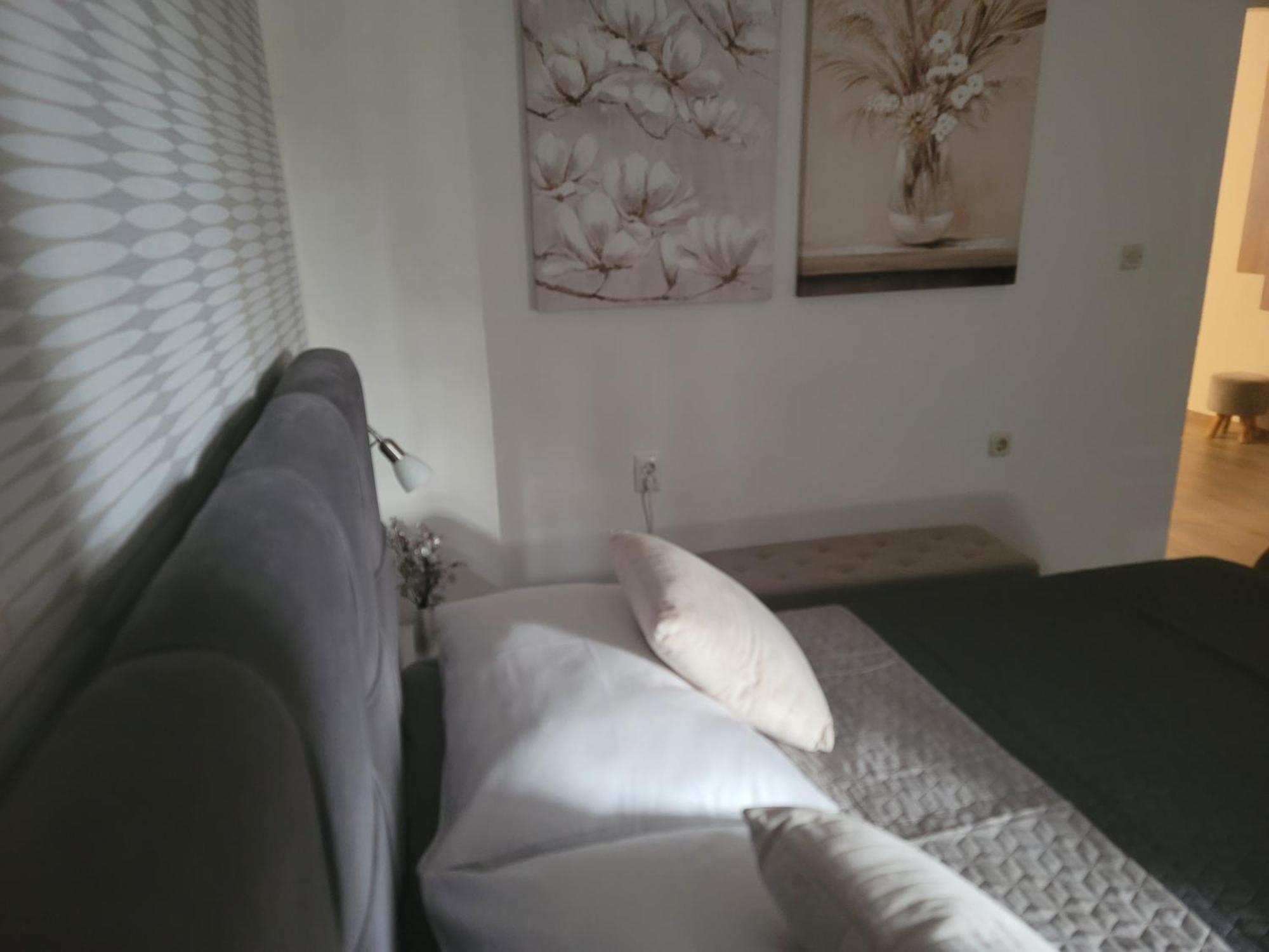Apartments Lanterna Ražanac Екстериор снимка